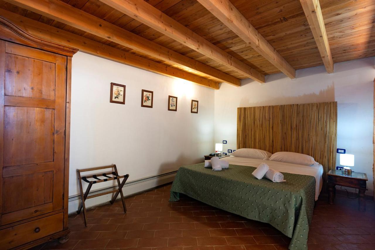 Locanda Vesuna Countryhouse Trequanda Luaran gambar