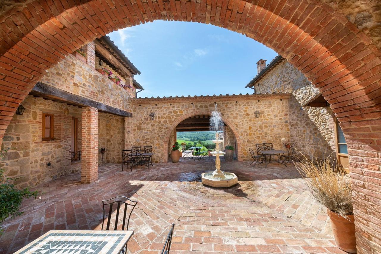 Locanda Vesuna Countryhouse Trequanda Luaran gambar